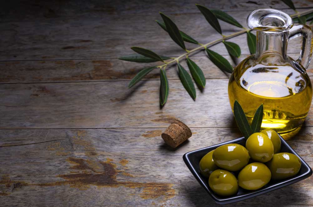 olio-di-oliva-proprietà-rimedi-naturali-usi-saporido