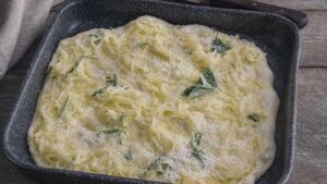 distendere pasta della focaccia