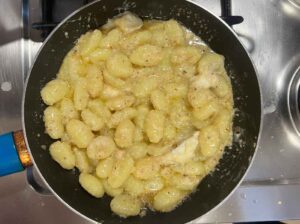 gnocchi noci e gorgonzola saporido